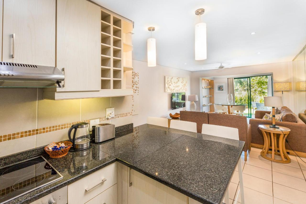 14 The Shades - By Stay In Umhlanga Durban Bagian luar foto