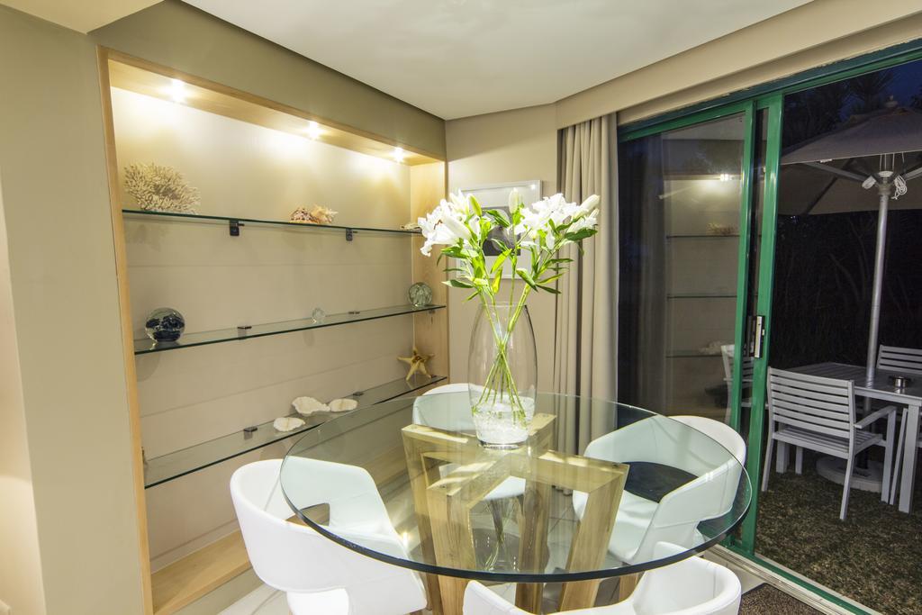 14 The Shades - By Stay In Umhlanga Durban Ruang foto